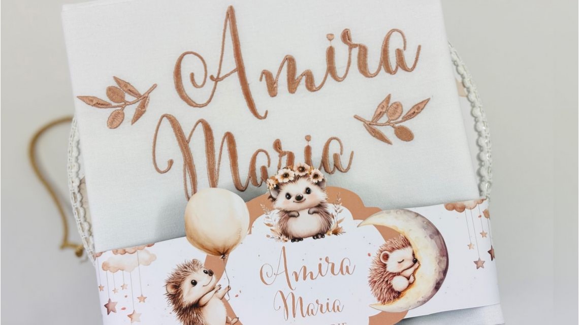 Trusou botez fetita Arici Pogonici cu flori de toamna 25